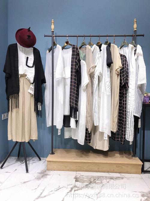 九天國際服裝城 韓菲斯高端春夏女裝及鞋帽折扣批發指南